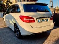 Käytetty Mercedes B200 Premium 156 HP (114 kW) 2014 Valkoinen Tila-auto