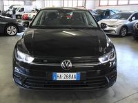 Usado VW Polo Life 95 HP (69 kW) 2025 Preto Citadino