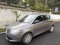 Usata Lancia Ypsilon Silver 86 CV (63 kW) 2011 Grigio Utilitaria