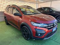 Usata Dacia Jogger Extreme 100 CV (73 kW) 2022 Arancione Monovolume