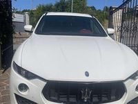 Usata Maserati Levante 275 CV (202 kW) 2017 Bianco SUV