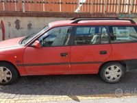 Usata Opel Astra 60 CV (44 kW) 1992 Rosso Station wagon