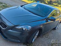 Usata Volvo V40 150 CV (110 kW) 2013 Grigio Berlina