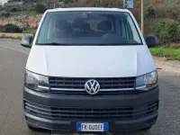 Usata VW Caravelle 150 CV (110 kW) 2017 Bianco Furgone