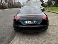 Begagnad Audi TT 160 HK (117 kW) 2010 Sportkupé
