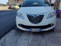 Usata Lancia Ypsilon 95 CV (69 kW) 2013 Bianco Utilitaria