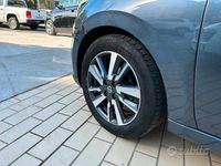 Usata Nissan Micra Acenta 90 CV (66 kW) 2017 Grigio Berlina