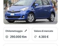 Gebraucht Toyota Verso-S 90 PS (66 kW) 2012 Blau Van / Kleinbus