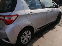 Usata Toyota Yaris 2017 Grigio Berlina