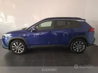 Usata Toyota Corolla Lounge 152 CV (111 kW) 2023 Bluazzurro SUV