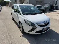 Usata Opel Zafira 150 CV (110 kW) 2013 Bianco Monovolume