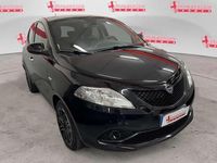 Usata Lancia Ypsilon Gold 69 CV (50 kW) 2018 Nero Utilitaria