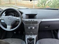 Usata Opel Astra GTC Cosmo 120 CV (88 kW) 2006 Nero Berlina