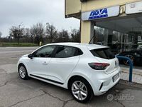 Usata Renault Clio V Evolution 101 CV (74 kW) 2023 Bianco Berlina