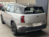 Usata Mini Cooper Countryman Favoured 163 CV (119 kW) 2025 Grigio SUV