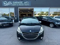 Usata Peugeot 208 82 CV (60 kW) 2013 Grigio Utilitaria