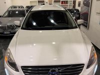 Usata Volvo XC60 Kinetic 149 CV (109 kW) 2015 Bianco SUV