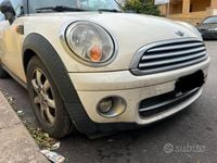 Usata Mini Cooper D 2009 Bianco Utilitaria