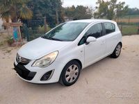 Usata Opel Corsa 90 CV (66 kW) 2011 Bianco Berlina