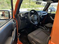Usata Jeep Wrangler Rubicon 200 CV (147 kW) 2011 Arancione SUV