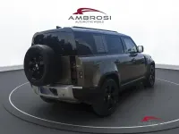 Usata Land Rover Defender First Edition 239 CV (175 kW) 2020 Marrone SUV