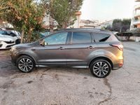 Usata Ford Kuga 120 CV (88 kW) 2017 Grigio SUV