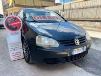 Usata VW Golf V 105 CV (77 kW) 2007 Blu Berlina
