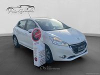 Usata Peugeot 208 Active 68 CV (50 kW) 2014 Bianco Utilitaria