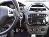 Usata Fiat Punto Easy 75 CV (55 kW) 2012 Bianco Utilitaria