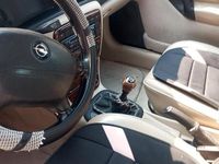 Usata Opel Vectra 101 CV (74 kW) 2001 Nero Utilitaria