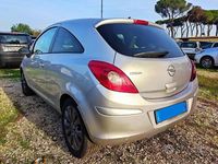 Usata Opel Corsa 75 CV (55 kW) 2011 Grigio Utilitaria