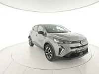 Uusi Renault Captur Evolution 101 HP (74 kW) 2026 Harmaa Katumaasturi