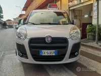 Usata Fiat Doblò 120 CV (88 kW) 2012 Grigio Monovolume