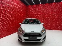 Usata Ford Fiesta 95 CV (69 kW) 2017 Grigio Utilitaria