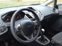 Usata Ford Fiesta 82 CV (60 kW) 2011 Nero Utilitaria