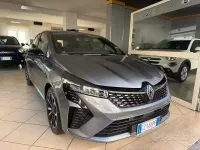 Usata Renault Clio V Esprit Alpine 91 CV (66 kW) 2025 Grigio Berlina