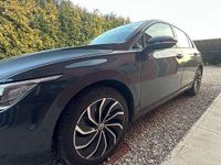 Usata VW Golf VIII Life 131 CV (96 kW) 2021 Grigio Berlina