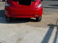 Usata Lancia Ypsilon Gold 69 CV (50 kW) 2015 Rosso Utilitaria