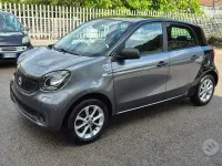 Usata Smart ForFour 71 CV (52 kW) 2017 Grigio Utilitaria