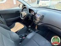 Usata Hyundai i30 90 CV (66 kW) 2011 Grigio Station wagon