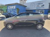 Begagnad Lancia Ypsilon Silver 69 HK (50 kW) 2017 Svart Halvkombi