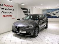 Usata Alfa Romeo Stelvio Executive 180 CV (132 kW) 2017 Grigio SUV