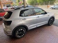 Usata VW T-Cross Sportline 110 CV (80 kW) 2023 Reflex silver SUV