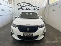 Usata Peugeot 2008 Allure 110 CV (80 kW) 2021 Bianco SUV