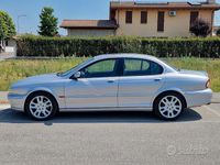 Usata Jaguar X-type 230 CV (169 kW) 2001 Grigio Berlina