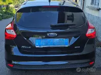 Usata Ford Focus Titanium 101 CV (74 kW) 2013 Nero Berlina
