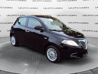 usata Lancia Ypsilon Ypsilon1.2 69 CV 5 porte Silver