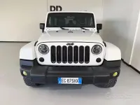 Usata Jeep Wrangler Unlimited Sahara 200 CV (147 kW) 2011 Bianco SUV