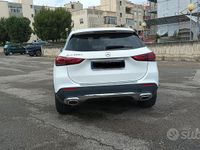 Usata Mercedes GLA200 150 CV (110 kW) 2022 Bianco SUV