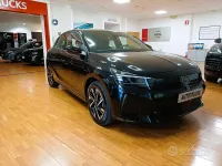 Usado Opel Corsa Ultimate 101 CV (74 kW) 2025 Negro Utilitario
